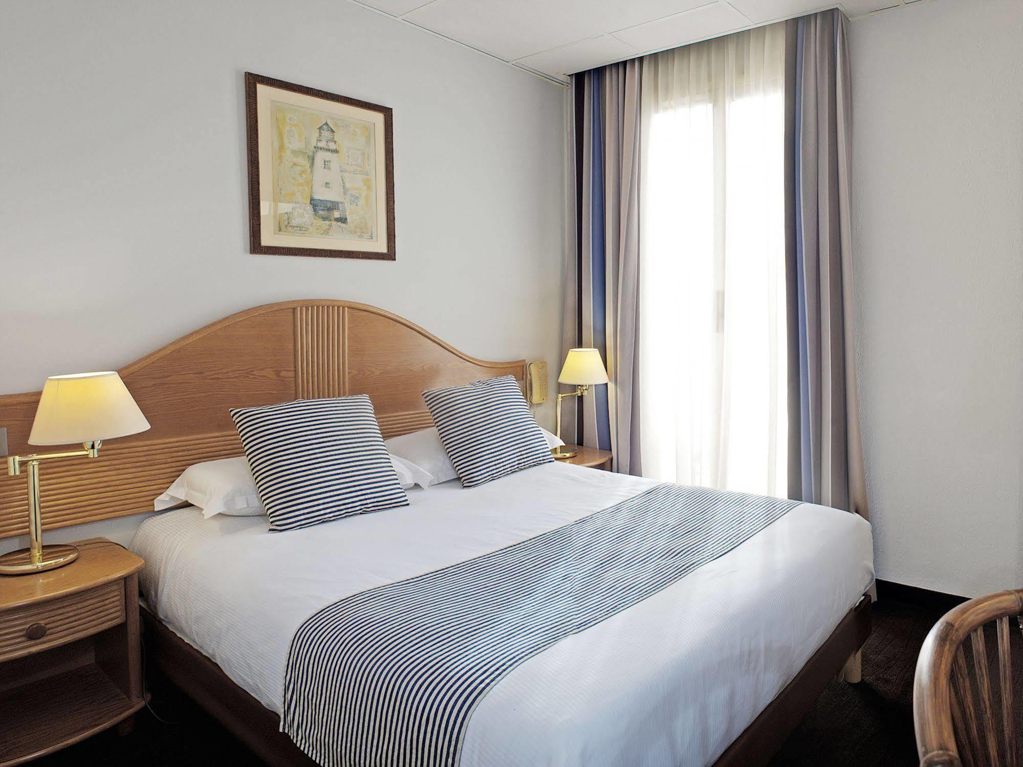 Esprit D'azur 3*Nizza公司